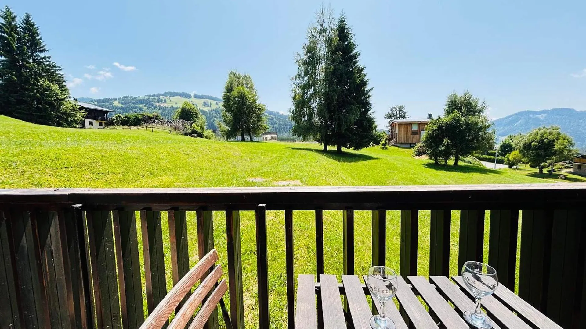 Studio Skis Aux Pieds, Animaux Acceptes, Parking, Balcon, 4 Personnes - Fr-1-505-230 Notre-Dame-de-Bellecombe