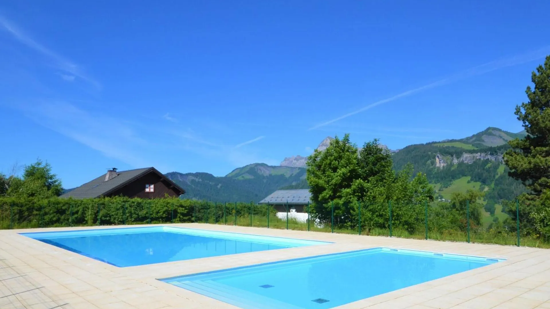 Studio Skis Aux Pieds, Animaux Acceptes, Parking, Balcon, 4 Personnes - Fr-1-505-230 Notre-Dame-de-Bellecombe